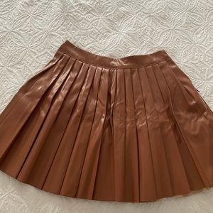 Brown leather pleated skirt
